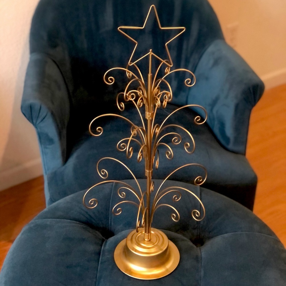 Metal Ornament Tree